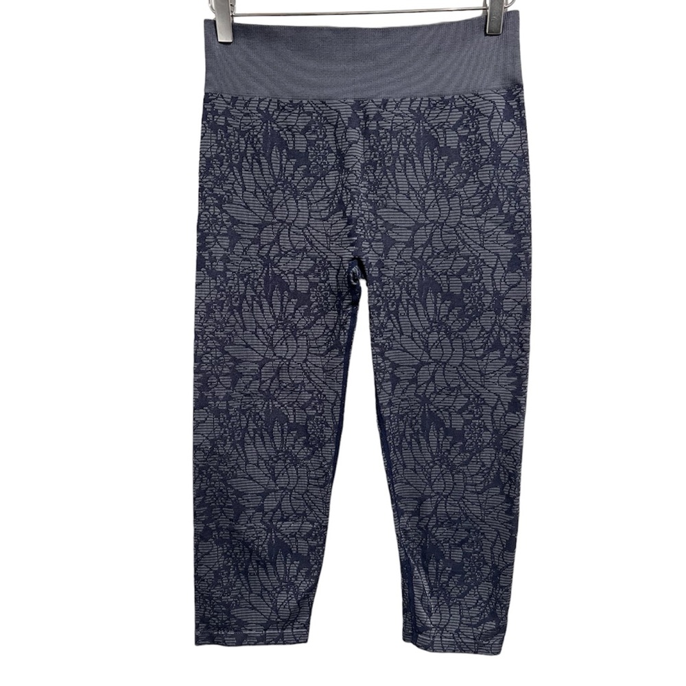 FABLETICS Seamless Sebastian Floral Crop Leggings Size Small✨